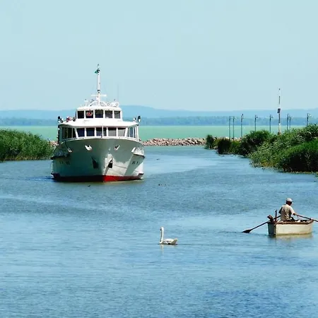 Szabo * Balatonmariafurdo